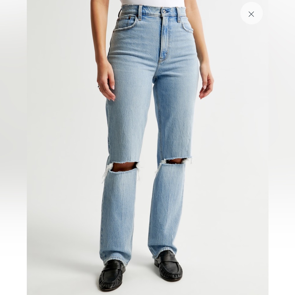 Abercrombie Curve Love 90s Ultra High Rise Straight Jeans - Picture 5 of 16